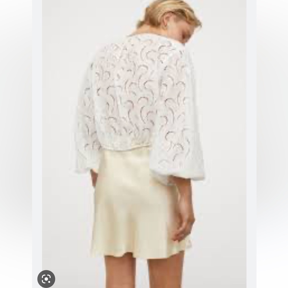 H&M yellow satin skirt